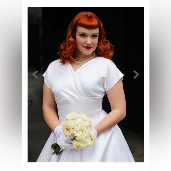 *NEW* Vivien of Holloway wedding dress & Hell Bunny petticoat - Picture 15 of 16